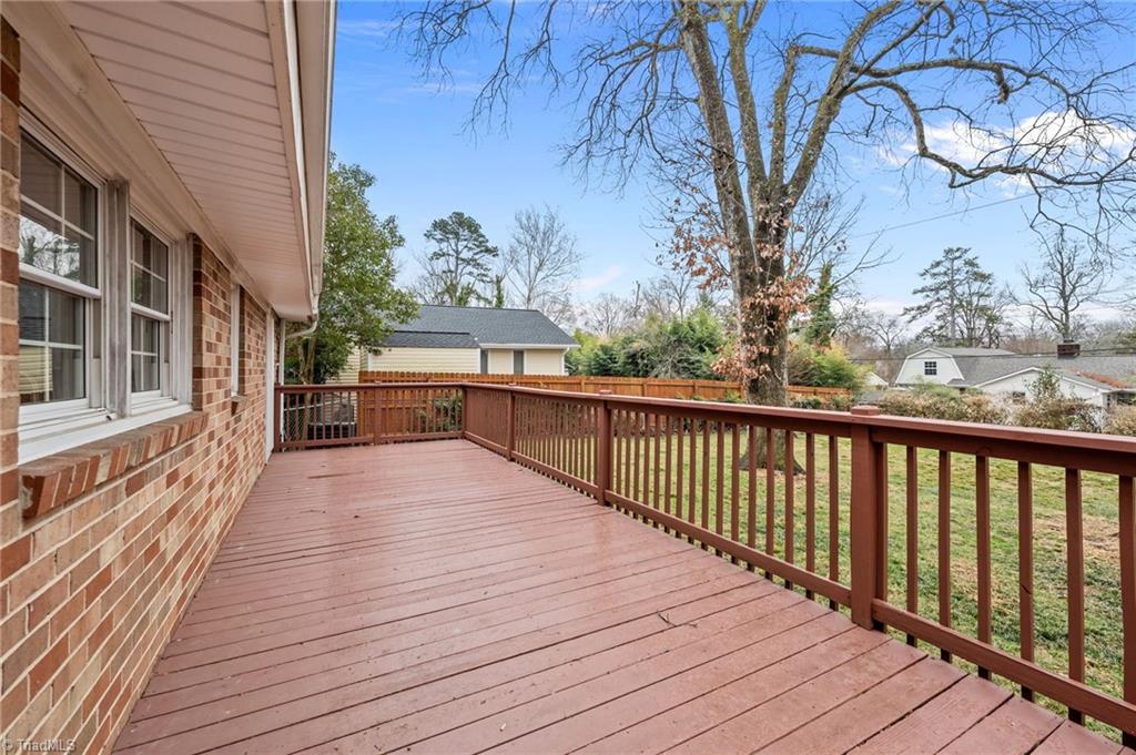 2209 Villa Drive Property Photo 22