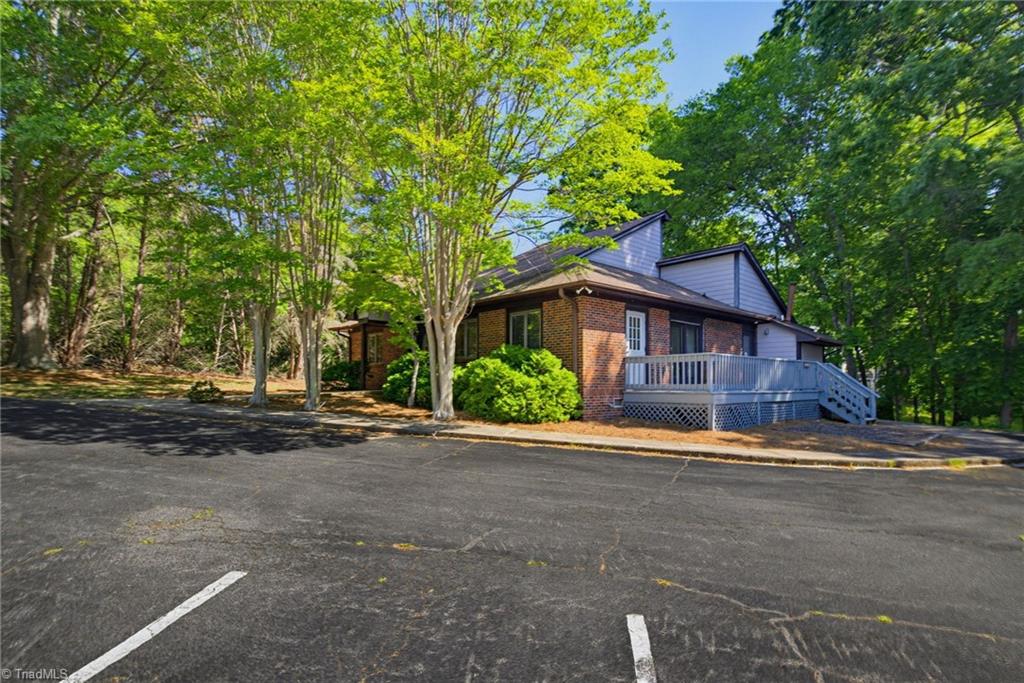 114 S Park Terrace Property Photo 4