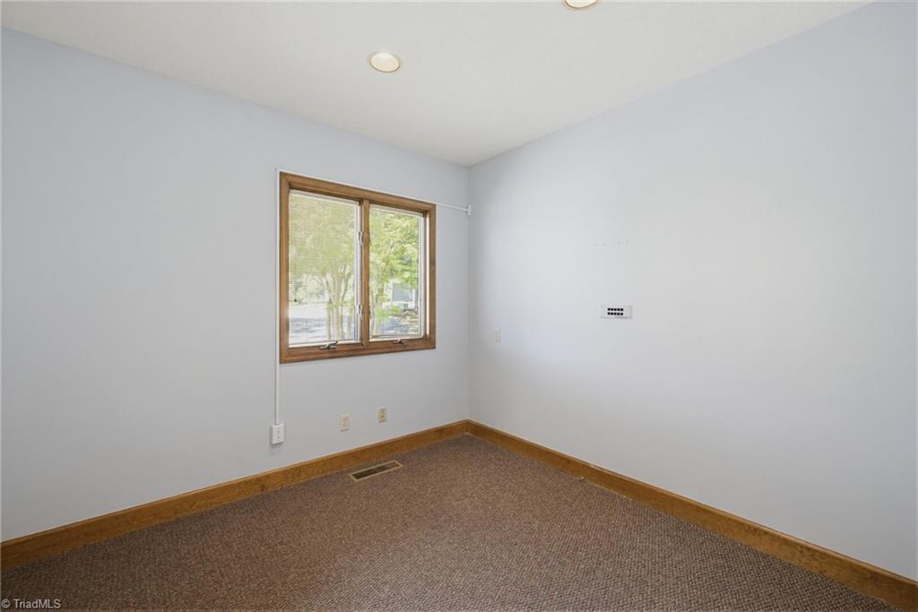 114 S Park Terrace Property Photo 23