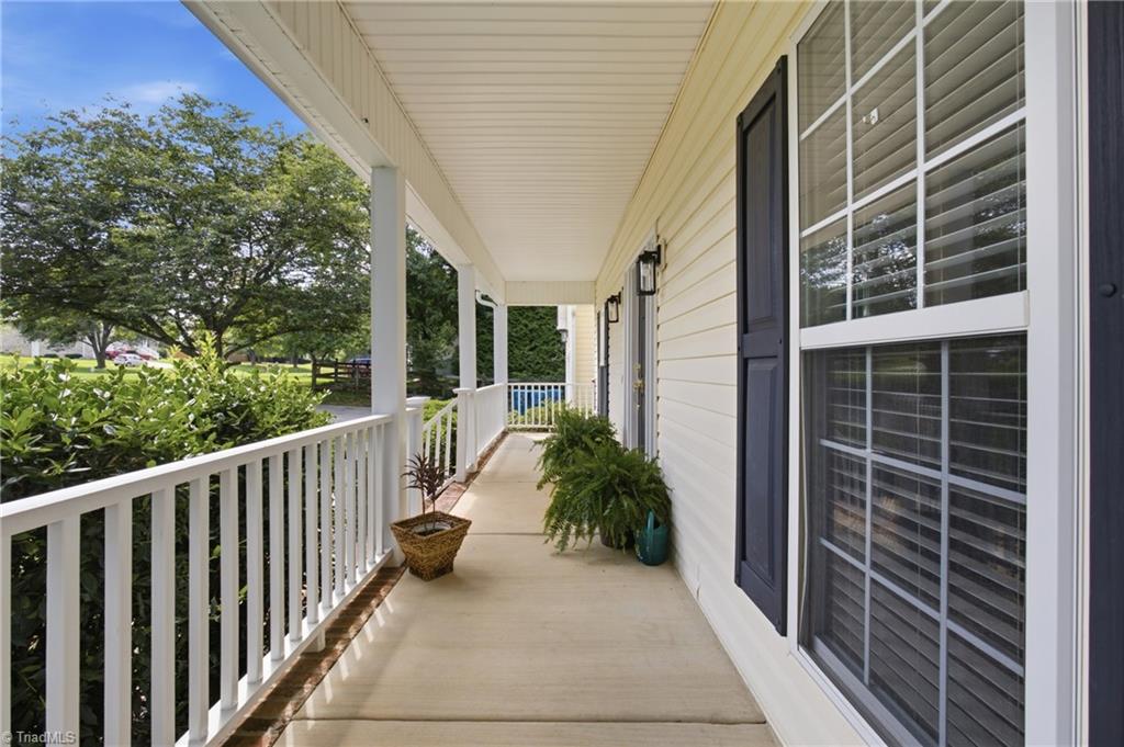 8202 Quail Creek Drive Property Photo 5
