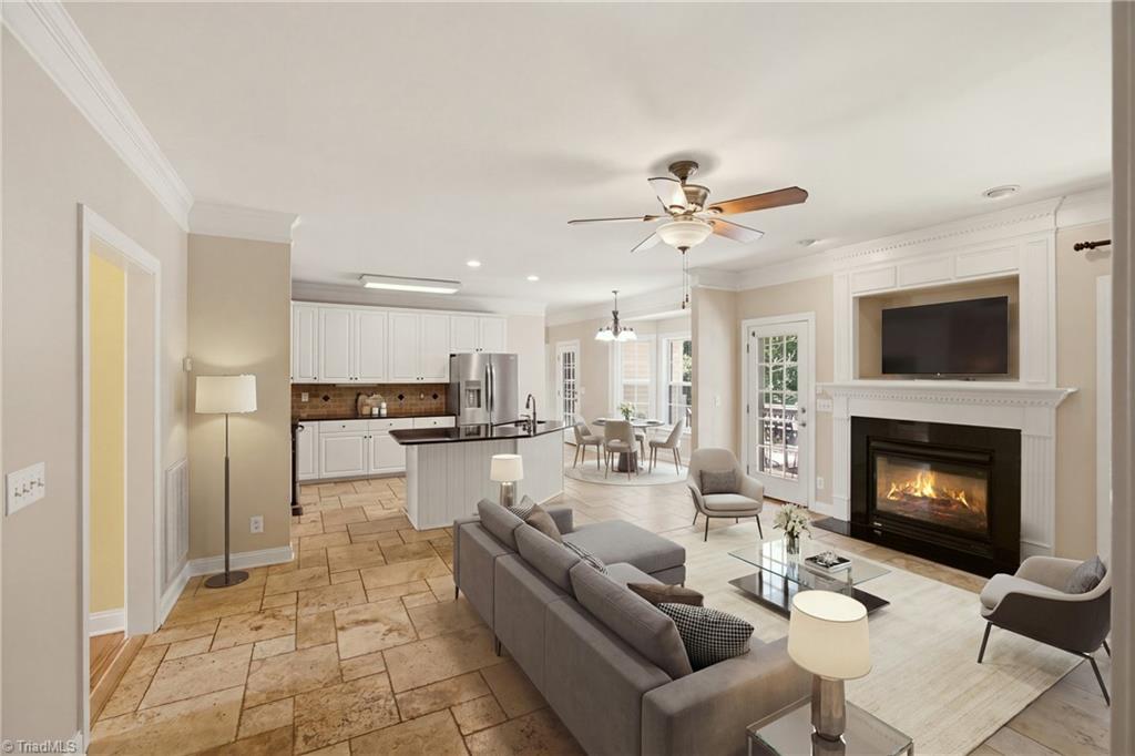 8202 Quail Creek Drive Property Photo 10