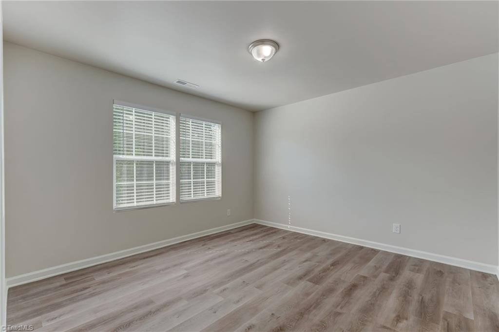 1048 Megan Cross Lane Property Photo 20