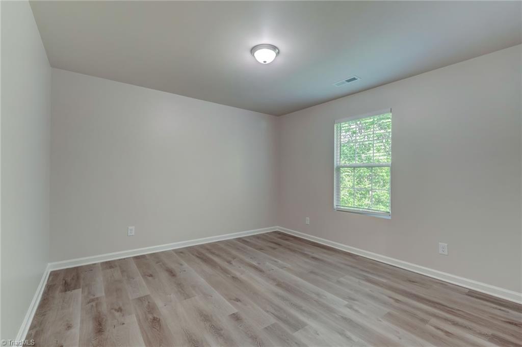 1048 Megan Cross Lane Property Photo 21