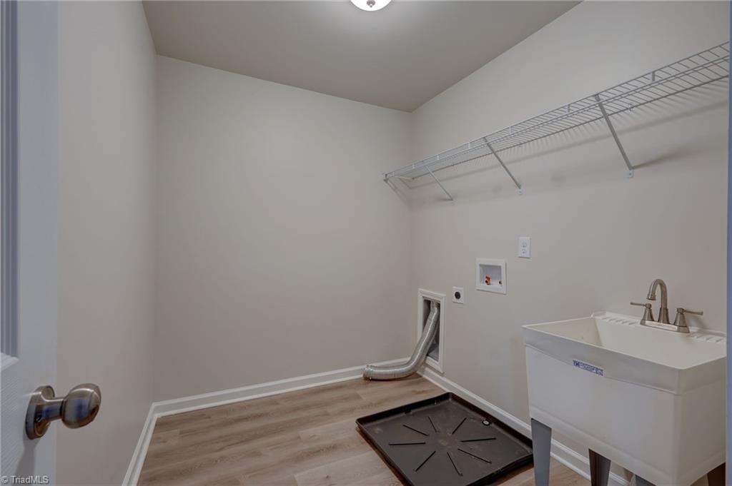 1048 Megan Cross Lane Property Photo 23