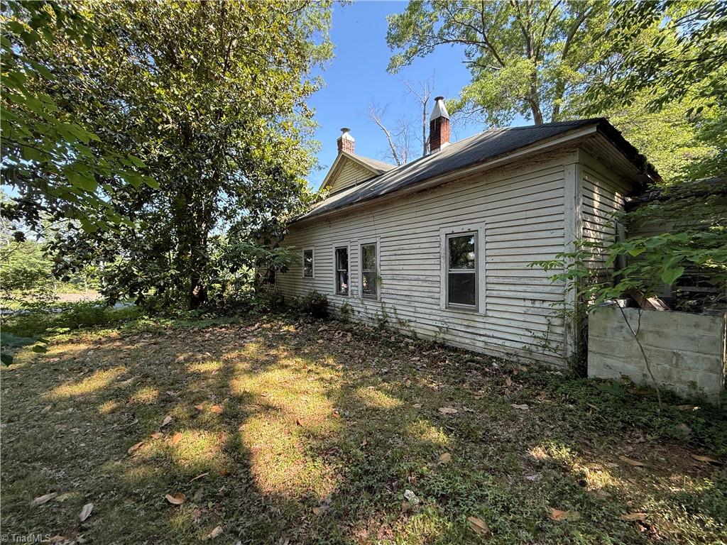 607 Kirby Road Property Photo 5