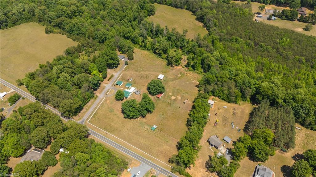 122 Buck Road Property Photo 28