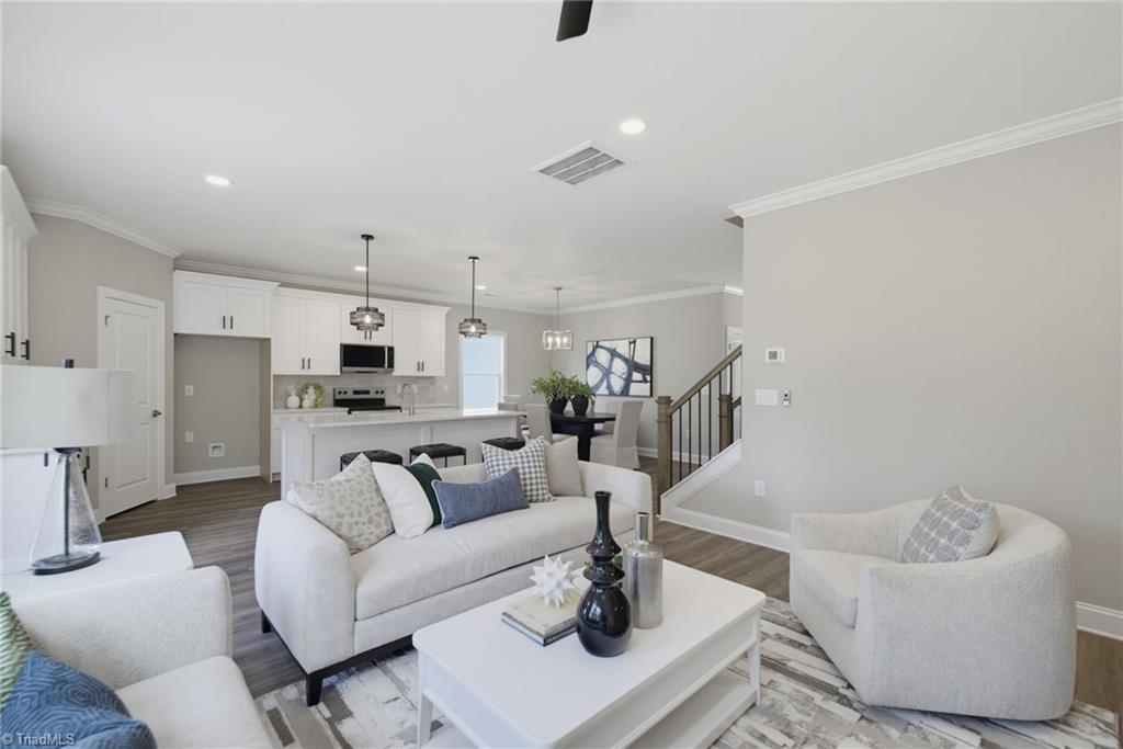 2103 Medhurst Drive Property Photo 15