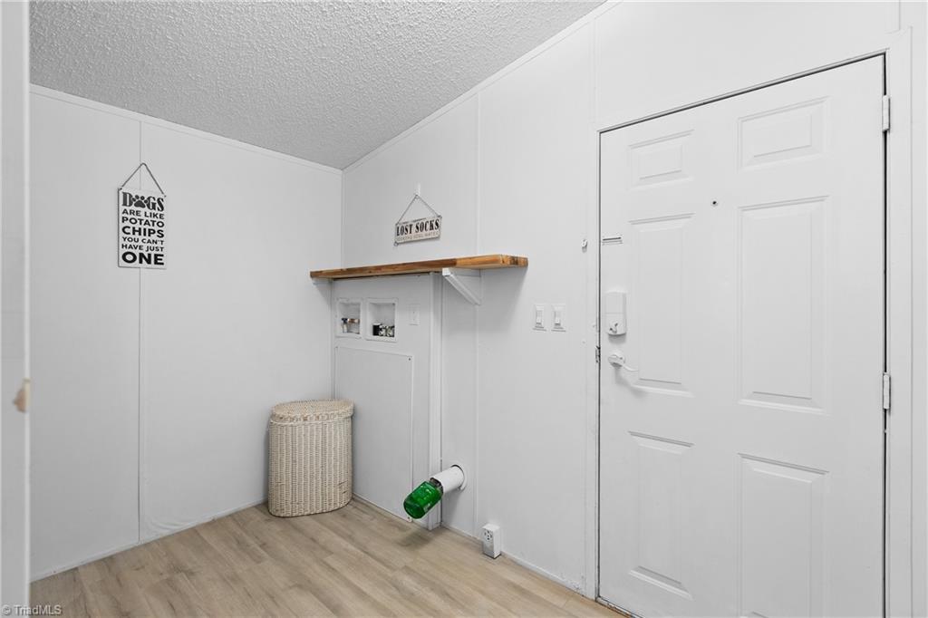 1100 Sandy Lane Property Photo 16