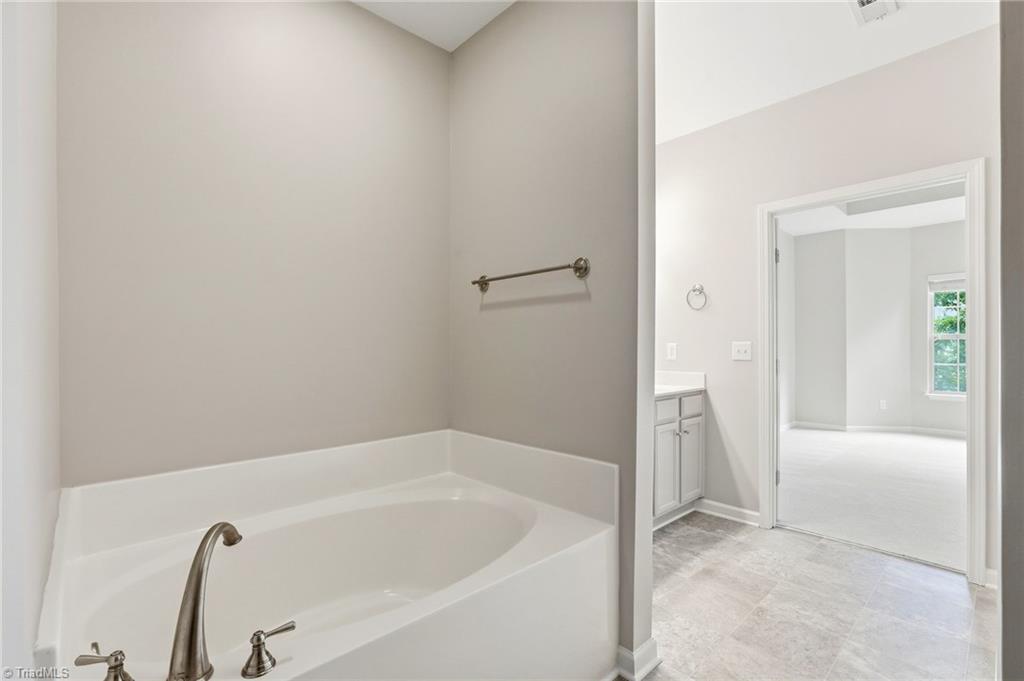 32 Tanner Woods Lane Property Photo 17
