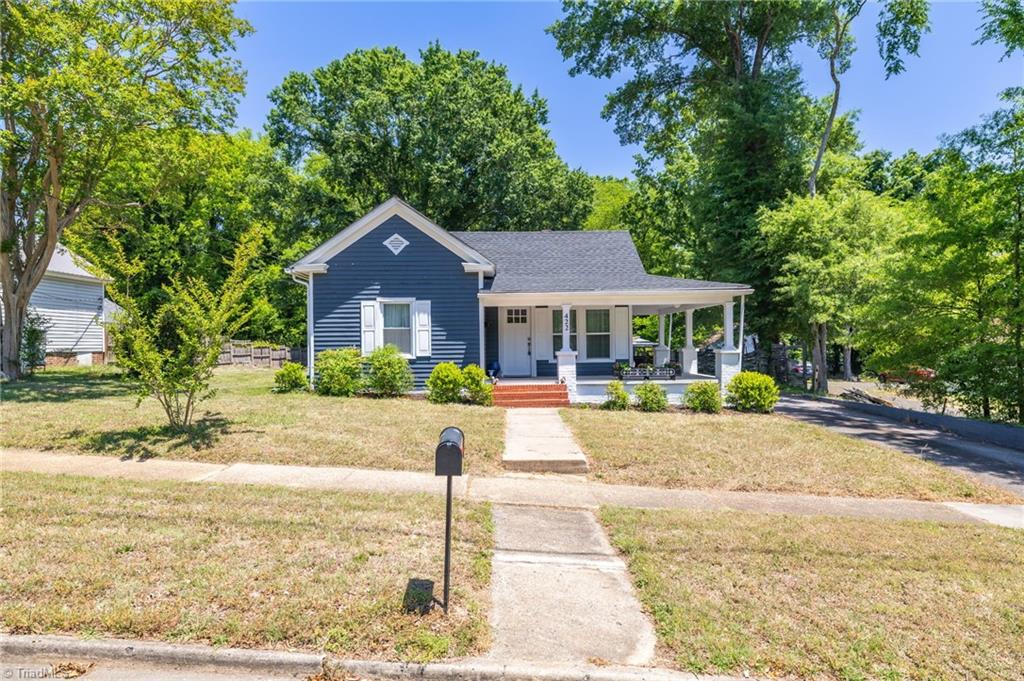 422 Patrick Street Property Photo 2