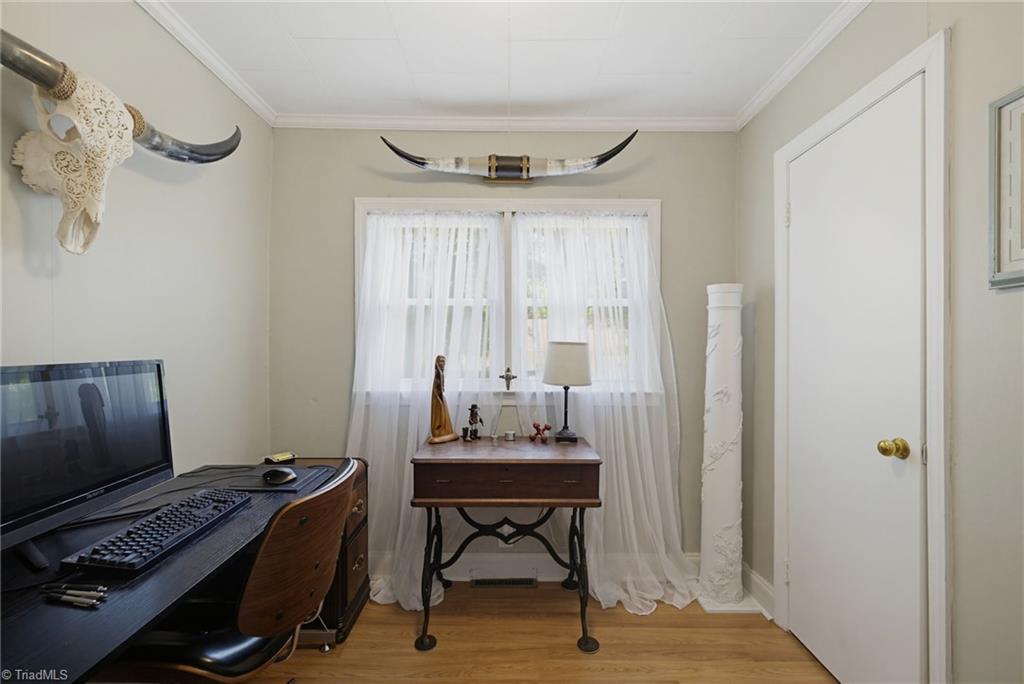 422 Patrick Street Property Photo 14