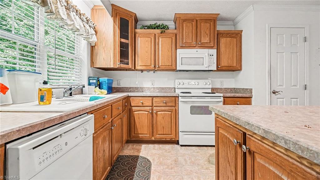 226 Greystone Drive Property Photo 2
