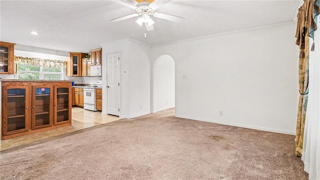 226 Greystone Drive Property Photo 5