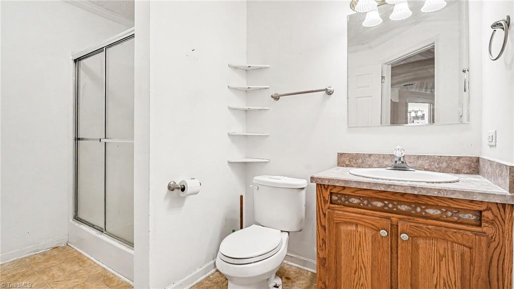 226 Greystone Drive Property Photo 23