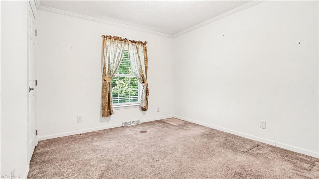 226 Greystone Drive Property Photo 24
