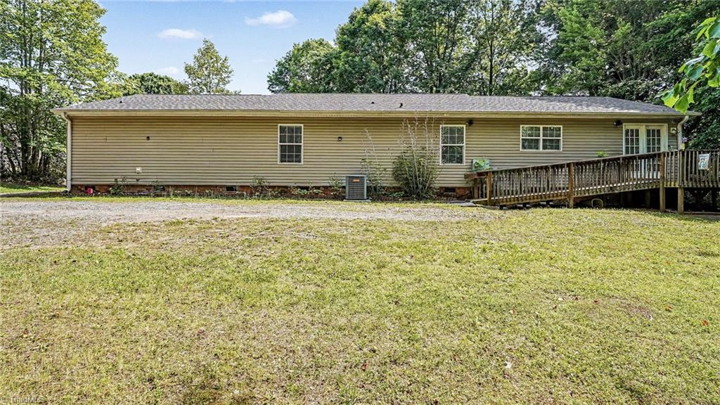 226 Greystone Drive Property Photo 32