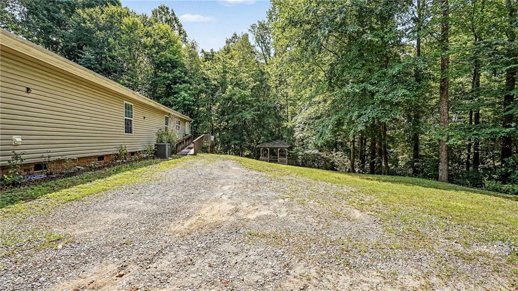226 Greystone Drive Property Photo 33