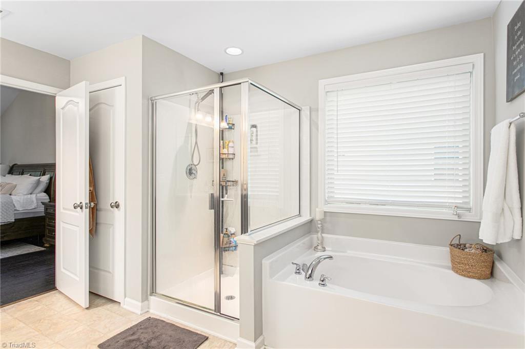 1028 Longleaf Pine Place Property Photo 19