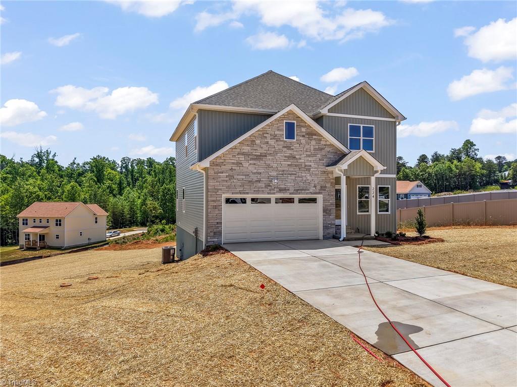 224 Timber Hill Court Property Photo 3