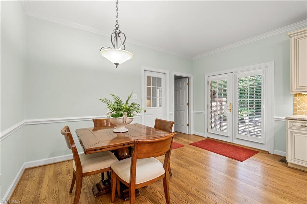 1700 Farnsworth Court Property Photo 18
