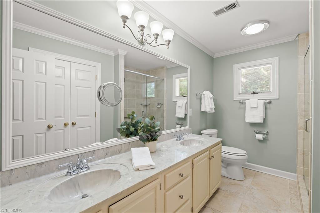 1700 Farnsworth Court Property Photo 40