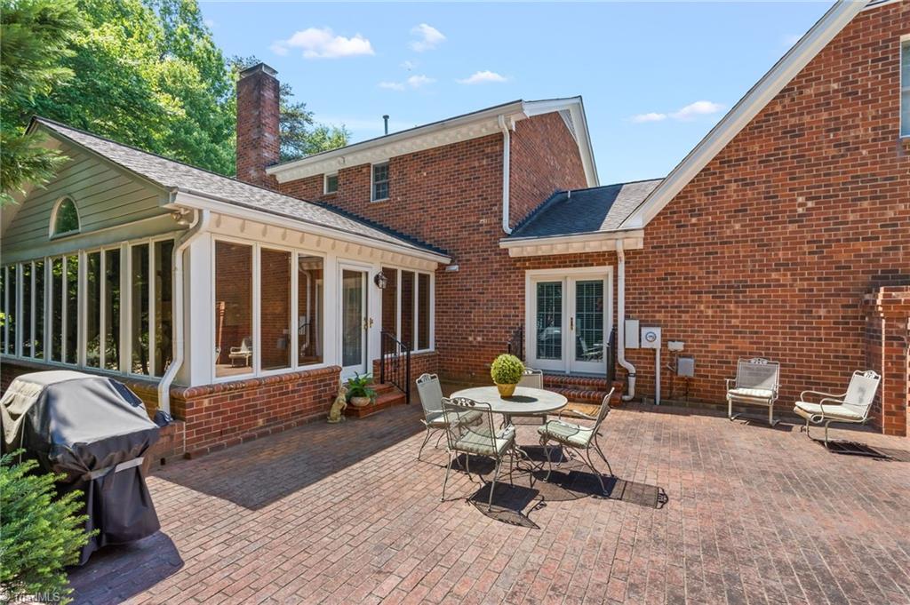 1700 Farnsworth Court Property Photo 42