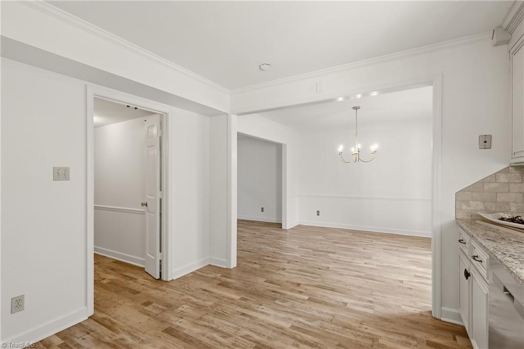 3204 Regents Park Lane Property Photo 12