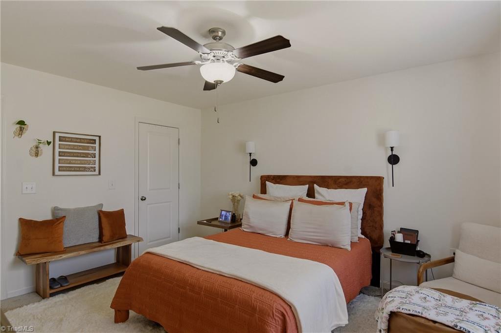 3904 Bissett Way Property Photo 18