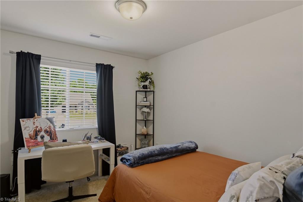 3904 Bissett Way Property Photo 23