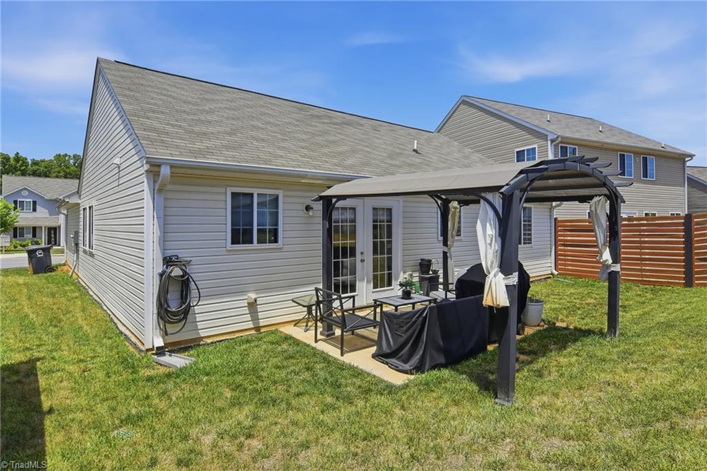3904 Bissett Way Property Photo 27