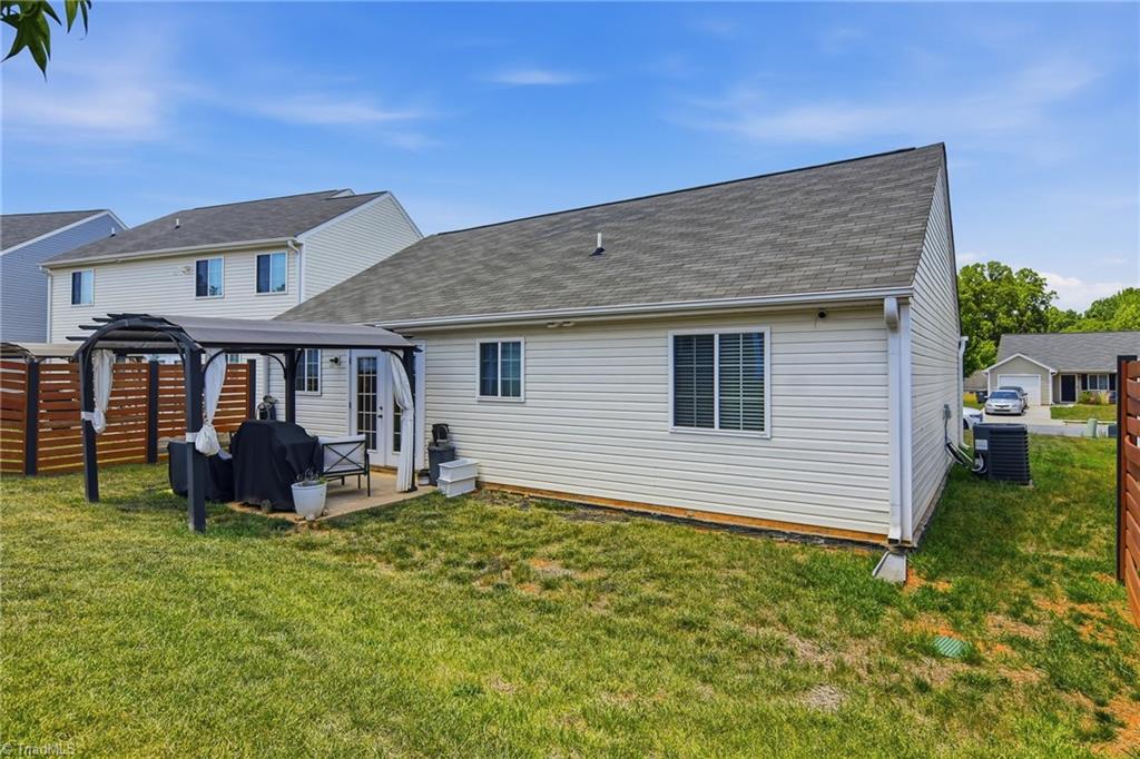 3904 Bissett Way Property Photo 28