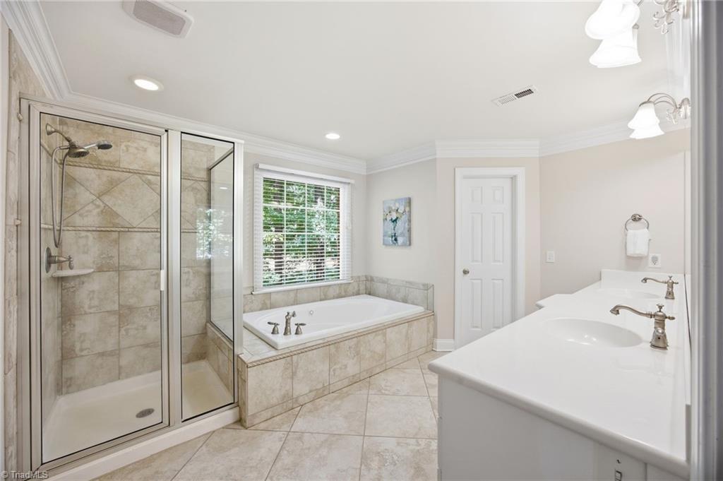 125 Wyndham Way Property Photo 27