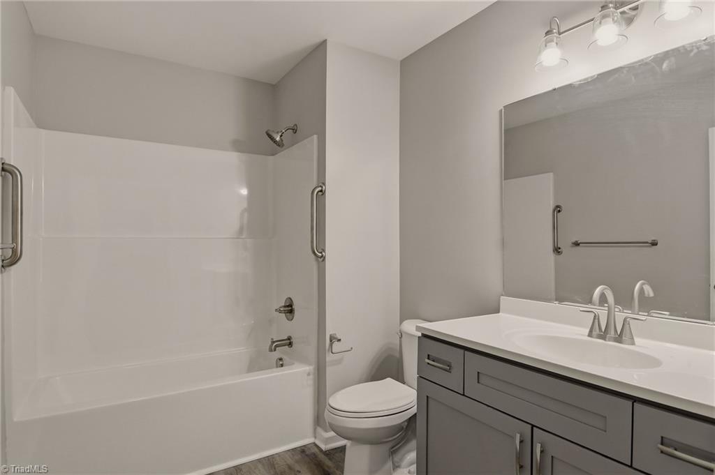 2206 Dunbar Street Property Photo 12