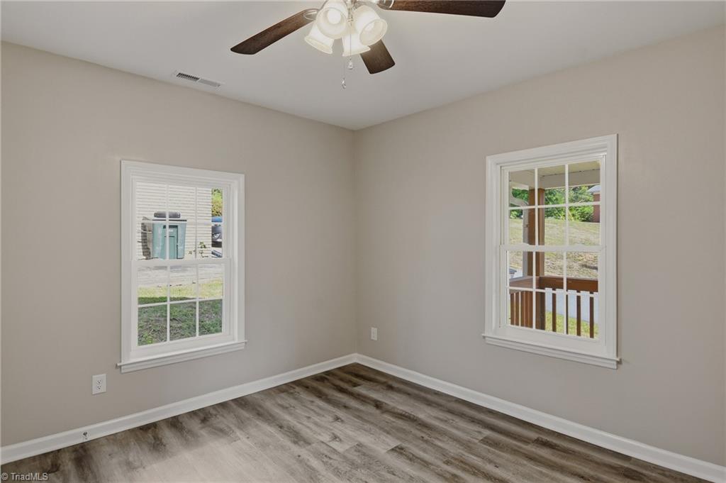 2206 Dunbar Street Property Photo 14