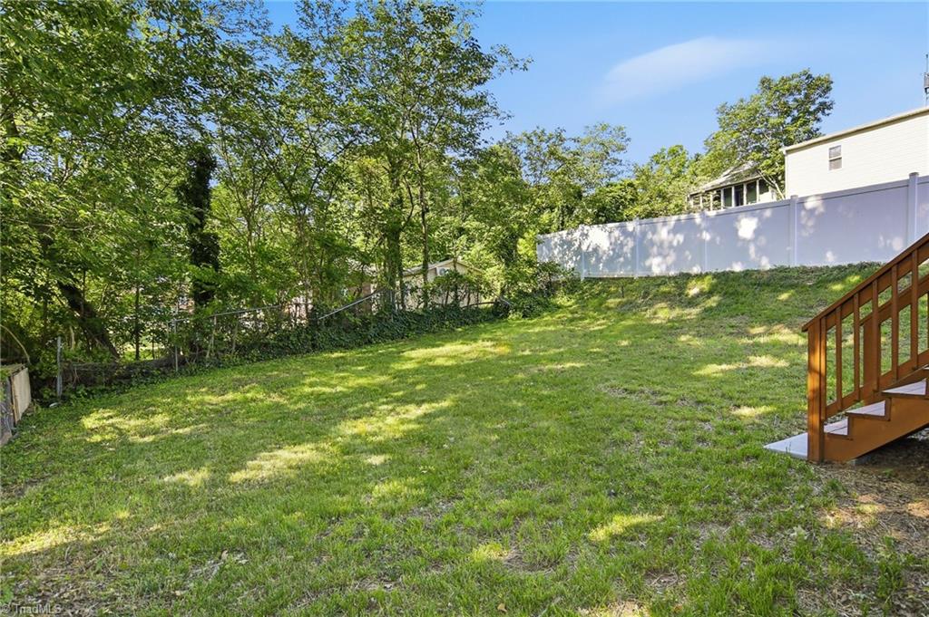 2206 Dunbar Street Property Photo 19