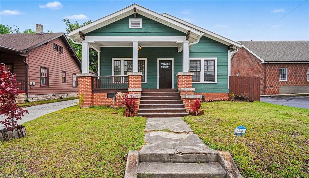 304 W Ray Avenue Property Photo 1