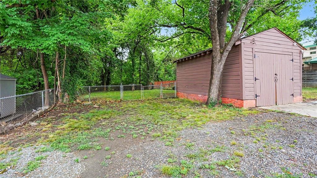 306 W Ray Avenue Property Photo 28