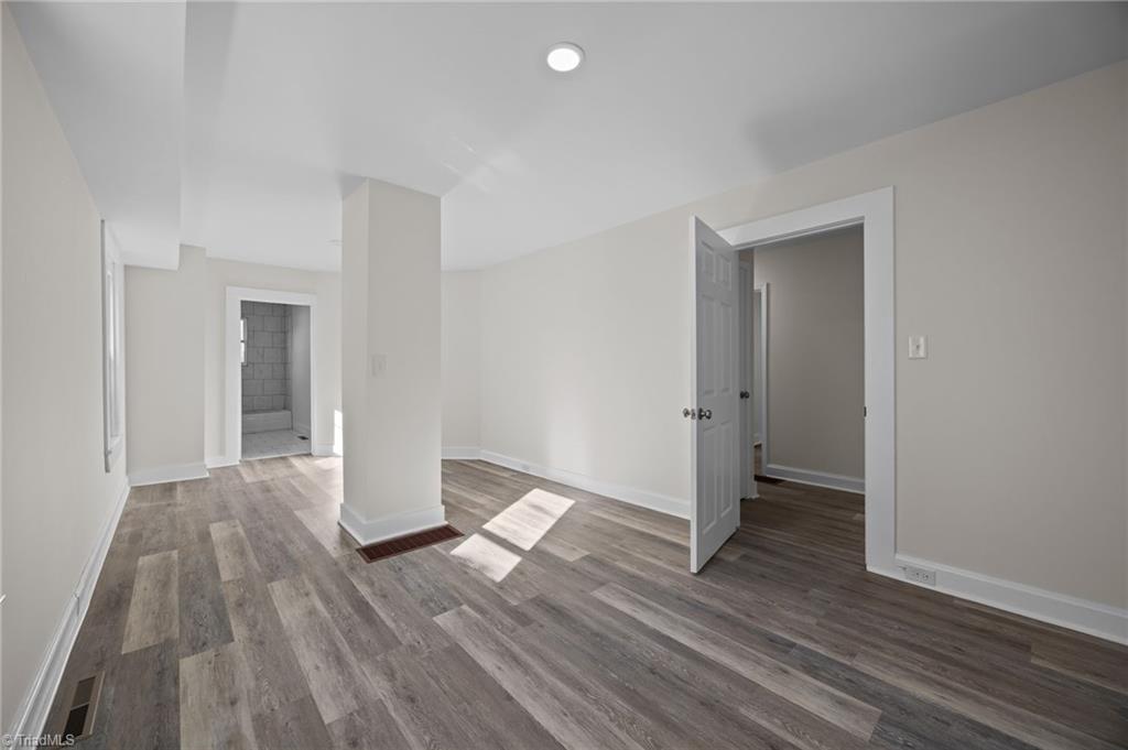 427 Wright Street Property Photo 8