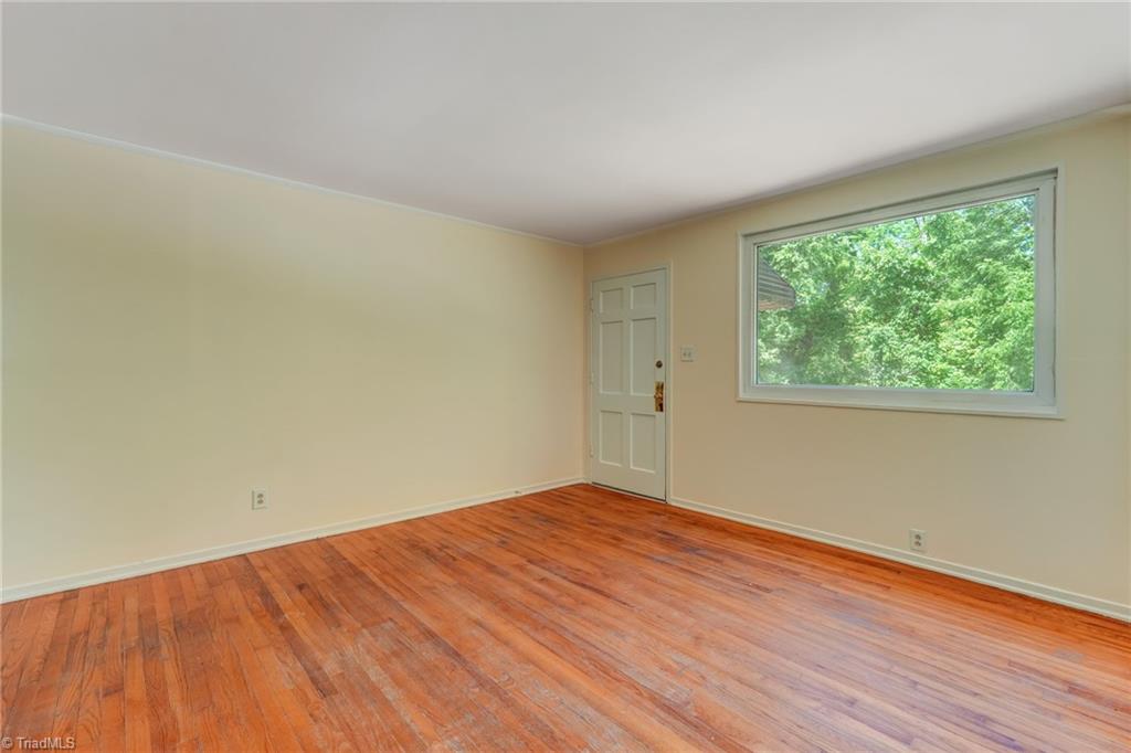 610 N Tremont Drive Property Photo 8