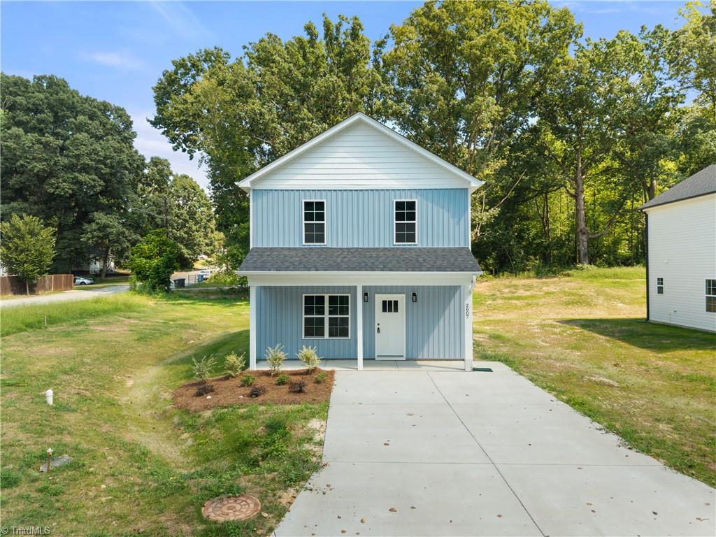 2607 Urban Street Property Photo 1