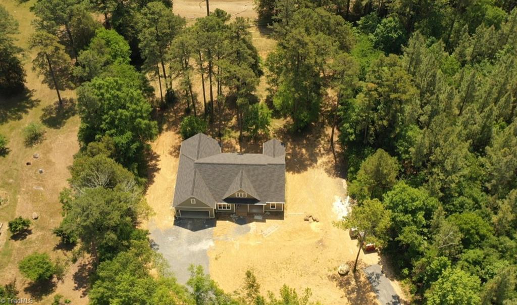 136 Serenity Pointe Property Photo 4