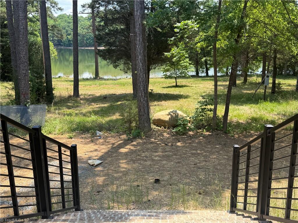 136 Serenity Pointe Property Photo 23