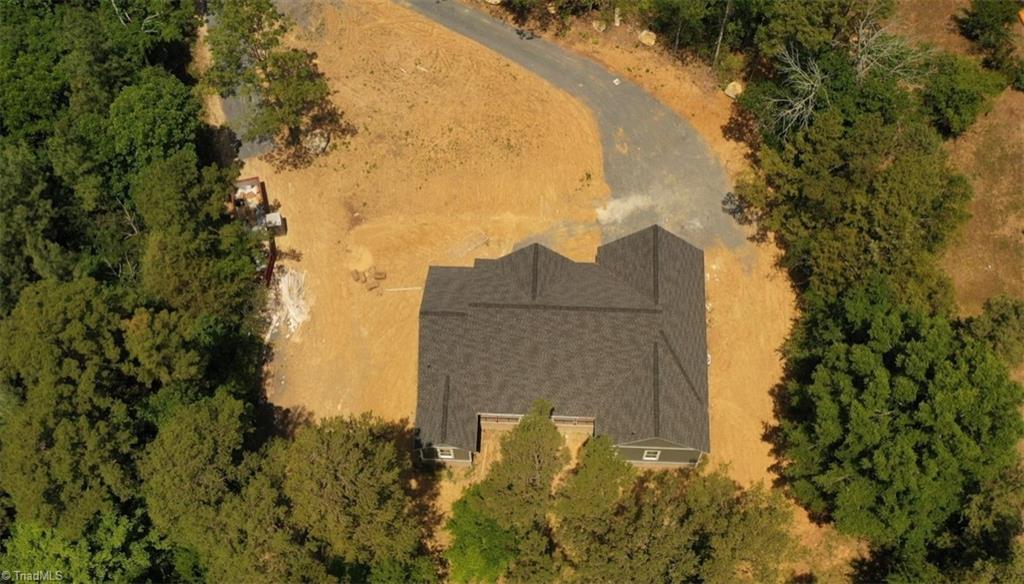 136 Serenity Pointe Property Photo 32