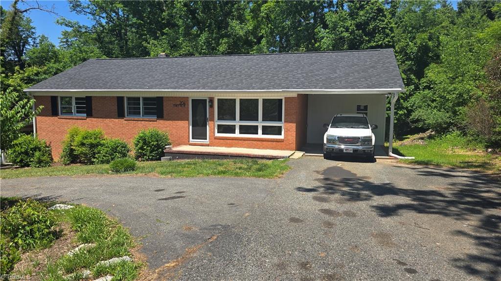 204 Forest Hill Road Property Photo 1