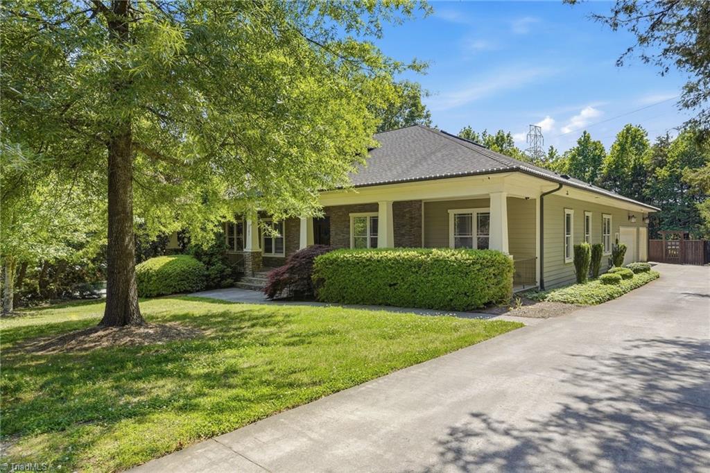 2105 Stone Ridge Place Property Photo 3