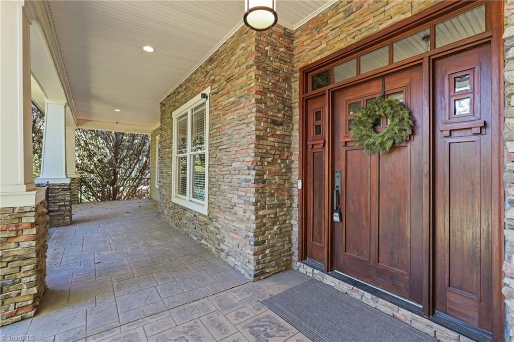 2105 Stone Ridge Place Property Photo 4