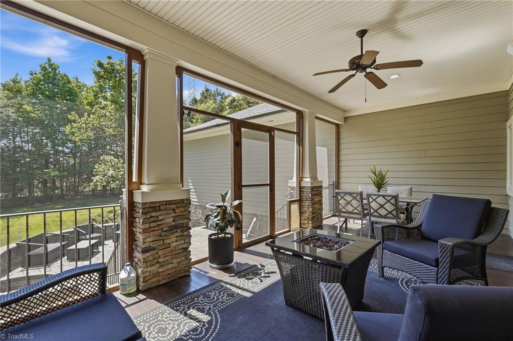 2105 Stone Ridge Place Property Photo 46