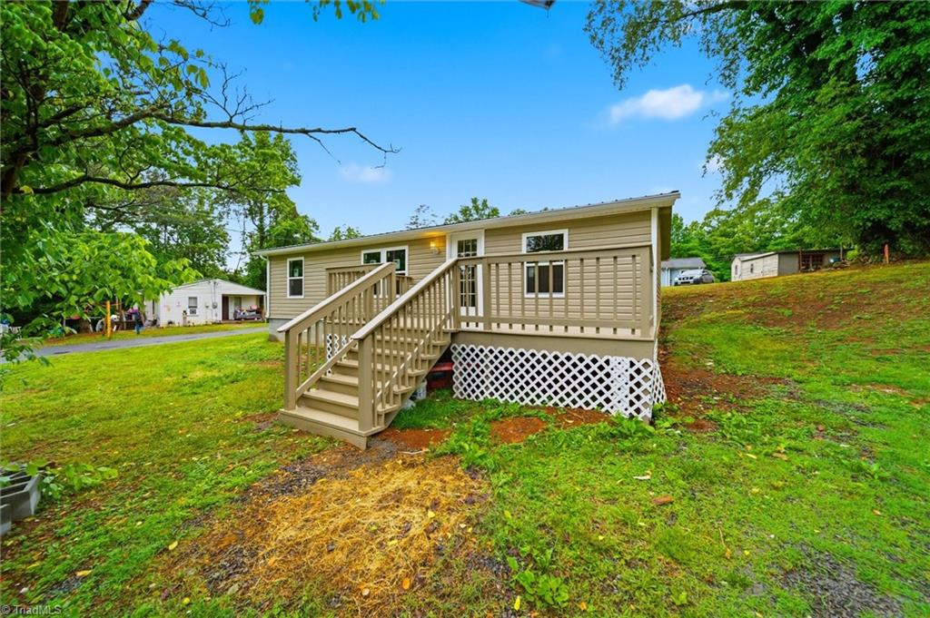 120 Mathis Street Property Photo 2