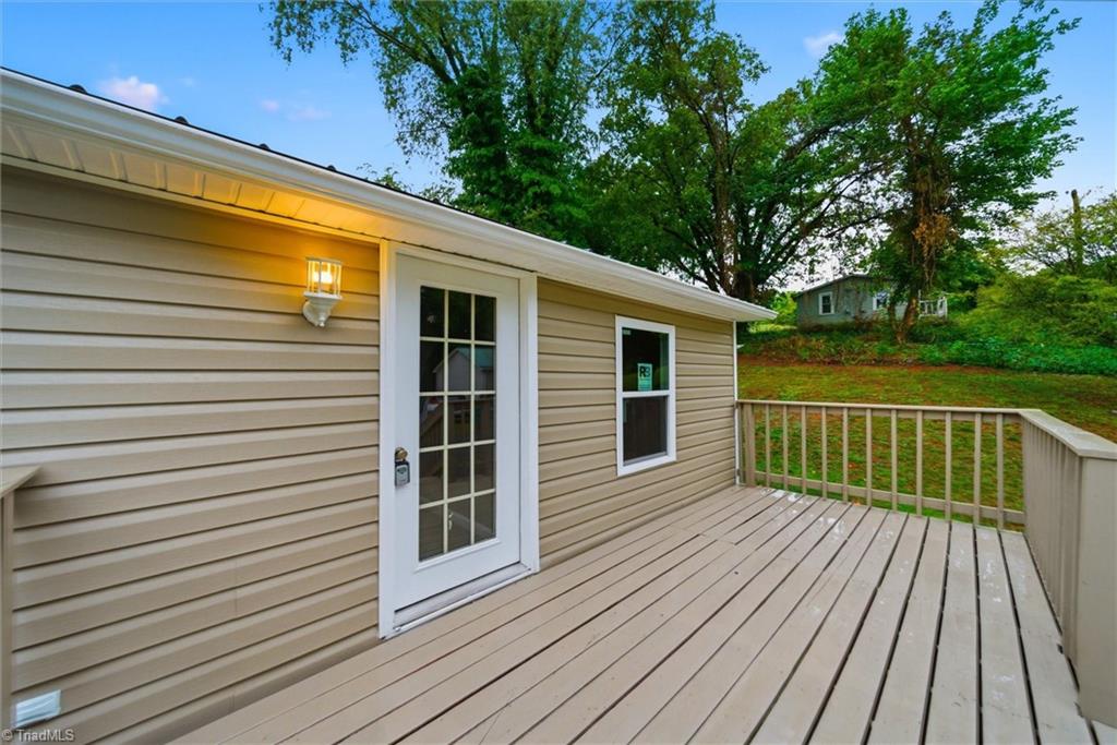 120 Mathis Street Property Photo 3