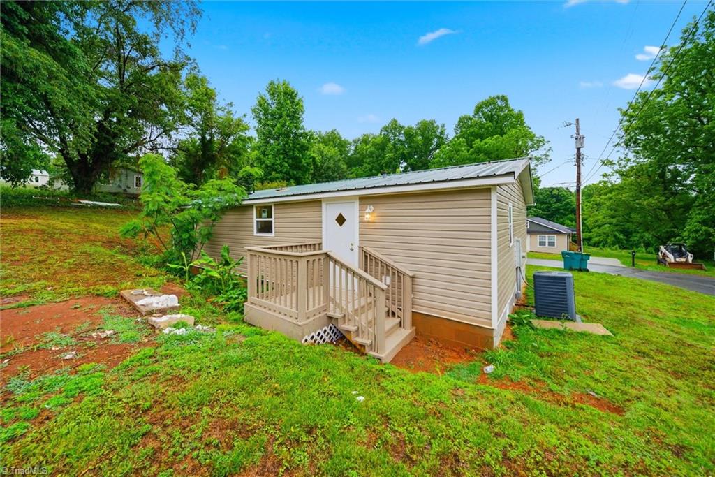 120 Mathis Street Property Photo 25